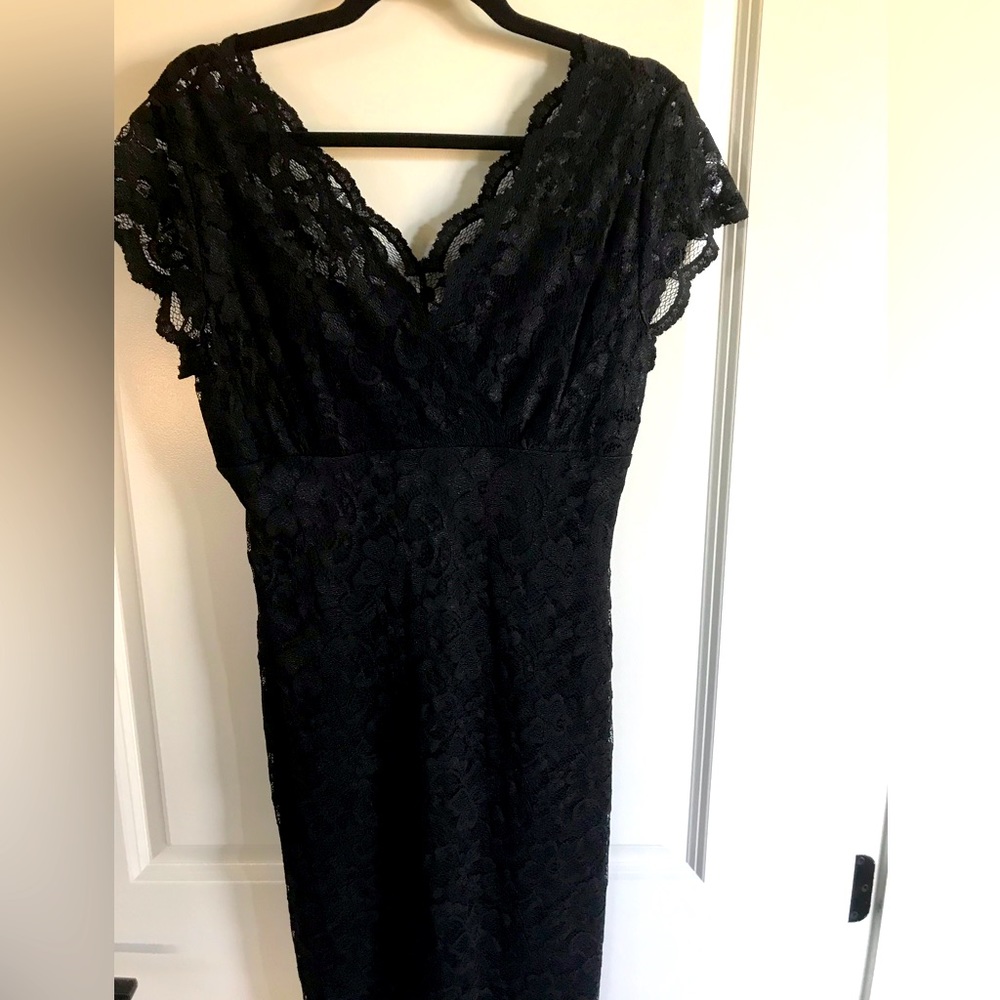 NEW, BLACK LACE DRESS